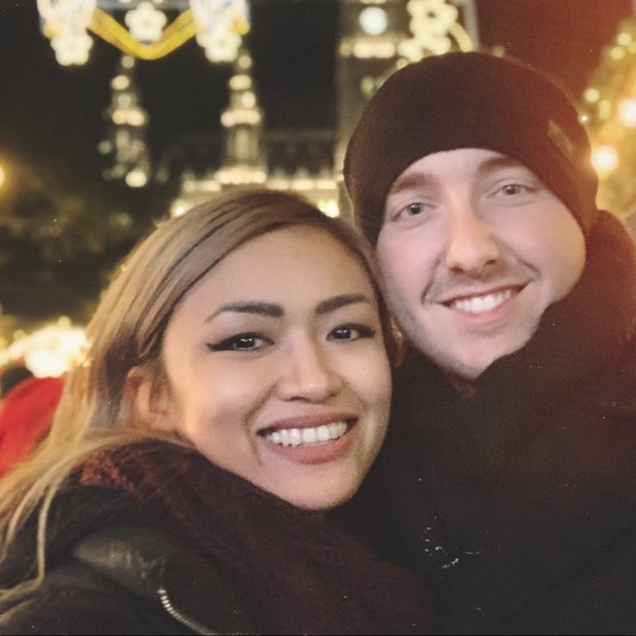 Meet Your Posher Buyer/Seller😎 - Picture 4 of 4